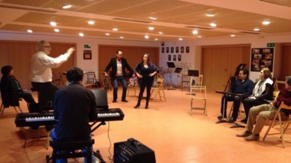 Ensayando La Bohème con el director Gregorio Casasempere